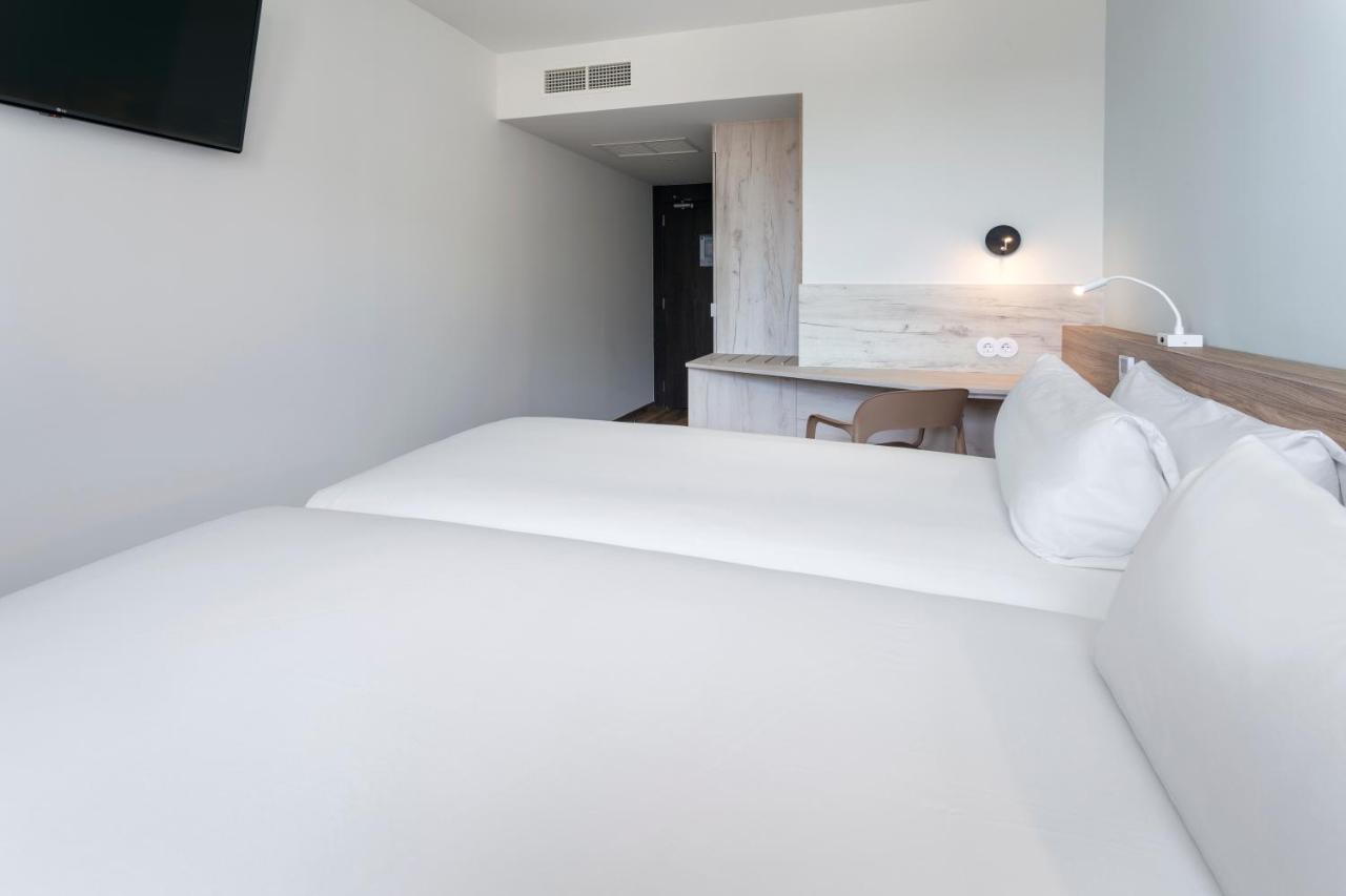 Portela  B&B Hotel Lisboa Aeroporto מראה חיצוני תמונה