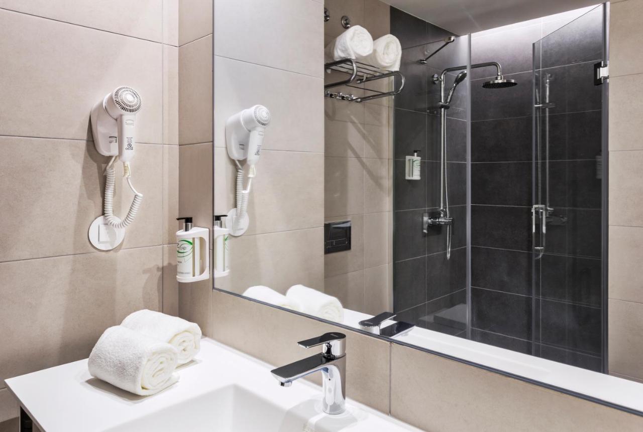 Portela  B&B Hotel Lisboa Aeroporto מראה חיצוני תמונה