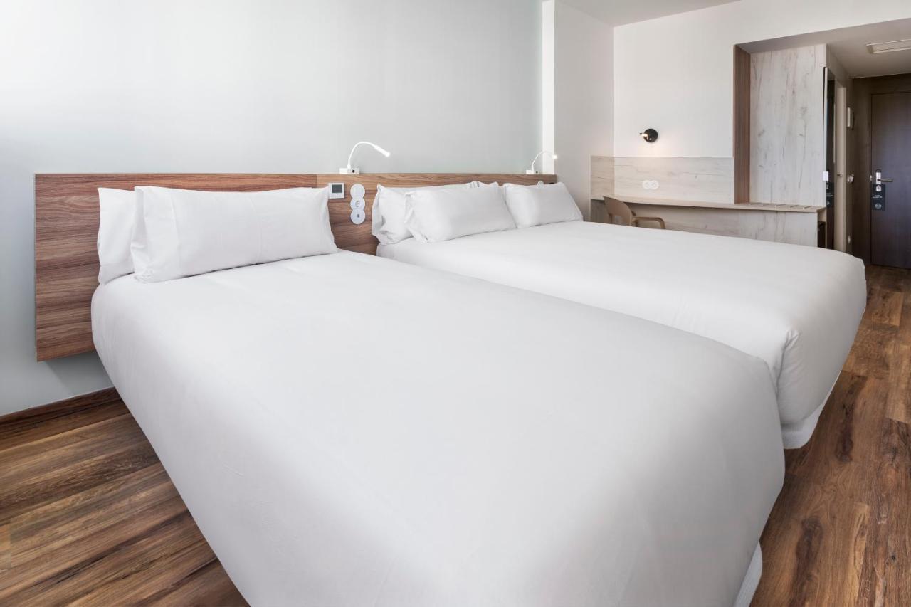 Portela  B&B Hotel Lisboa Aeroporto מראה חיצוני תמונה